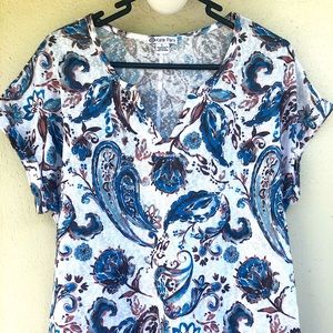 Paisley print casual top. Size L